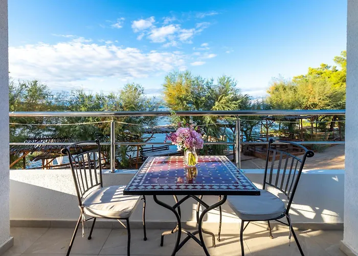 By The Sea Cove Pokrivenik, Hvar - 2069 Gdinj