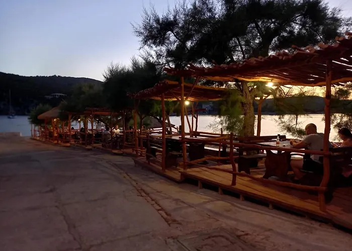 Vendégház By The Sea Cove Pokrivenik, Hvar - 2069 Gdinj