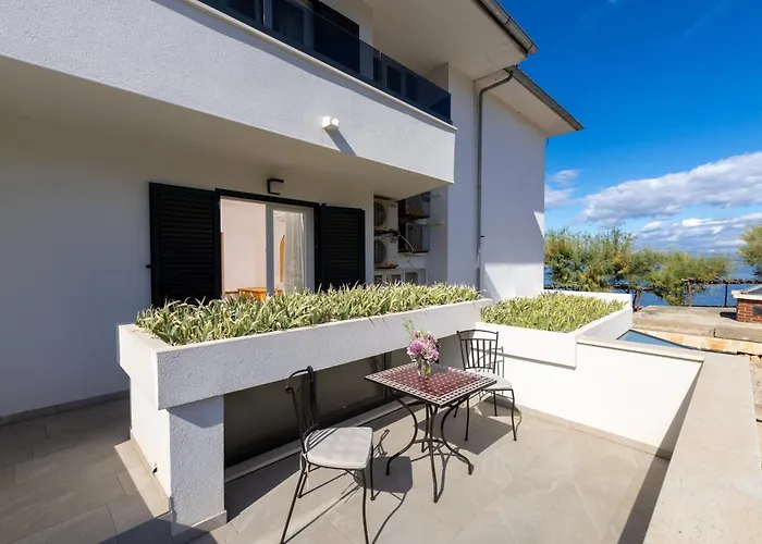 By The Sea Cove Pokrivenik, Hvar - 2069 3*