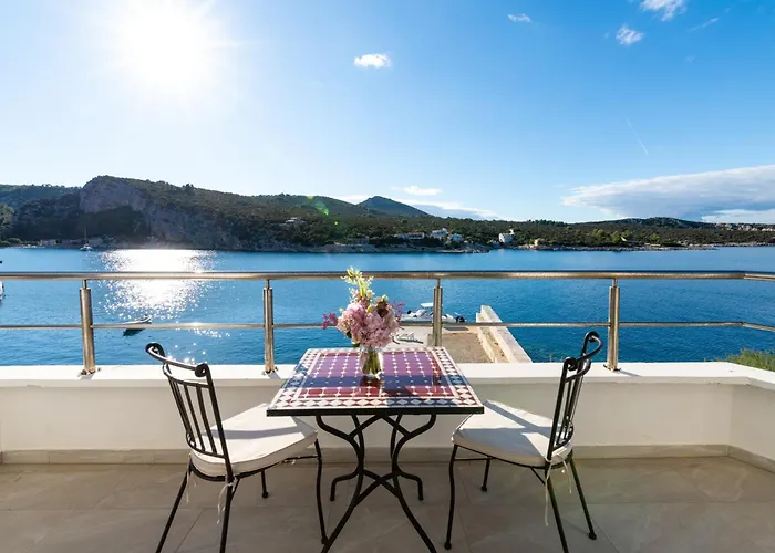 By The Sea Cove Pokrivenik, Hvar - 2069 Vendégház Gdinj