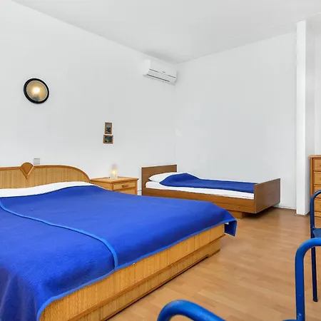 Rooms By The Sea Cove Pokrivenik, Hvar - 2069 Gdinj
